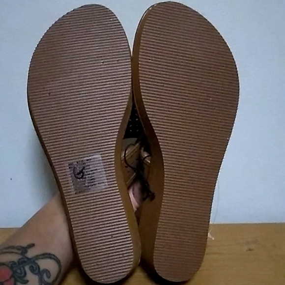 Sandals 🥿 - Picture 5 of 5